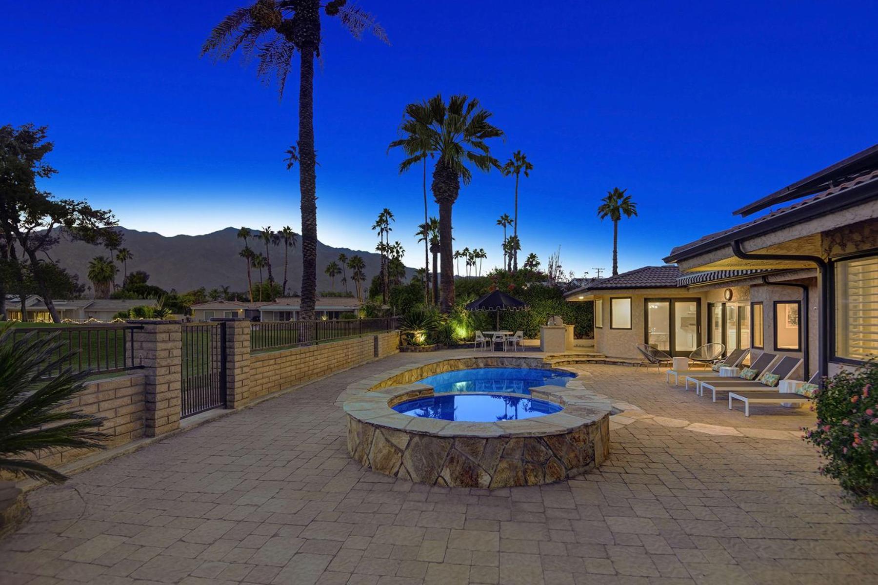 Our Poolside Desert Nirvana Palm Springs Dış mekan fotoğraf
